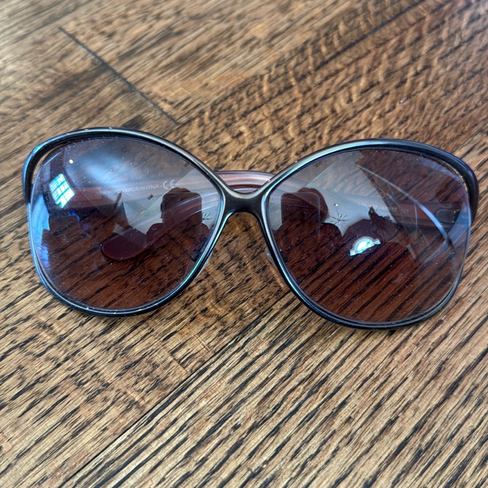 Tom Ford Oversize Gradient.  Like new!  Case included.